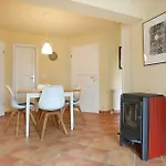 Mariannenweg 35, Haus Svea 公寓 *